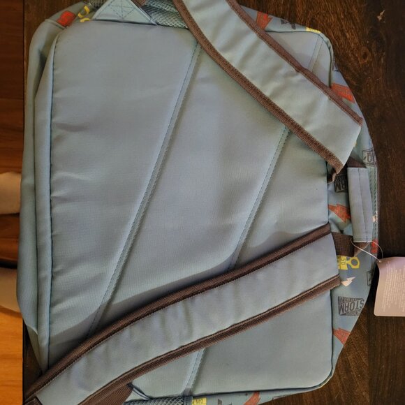 Backpack - Picture 2 of 6